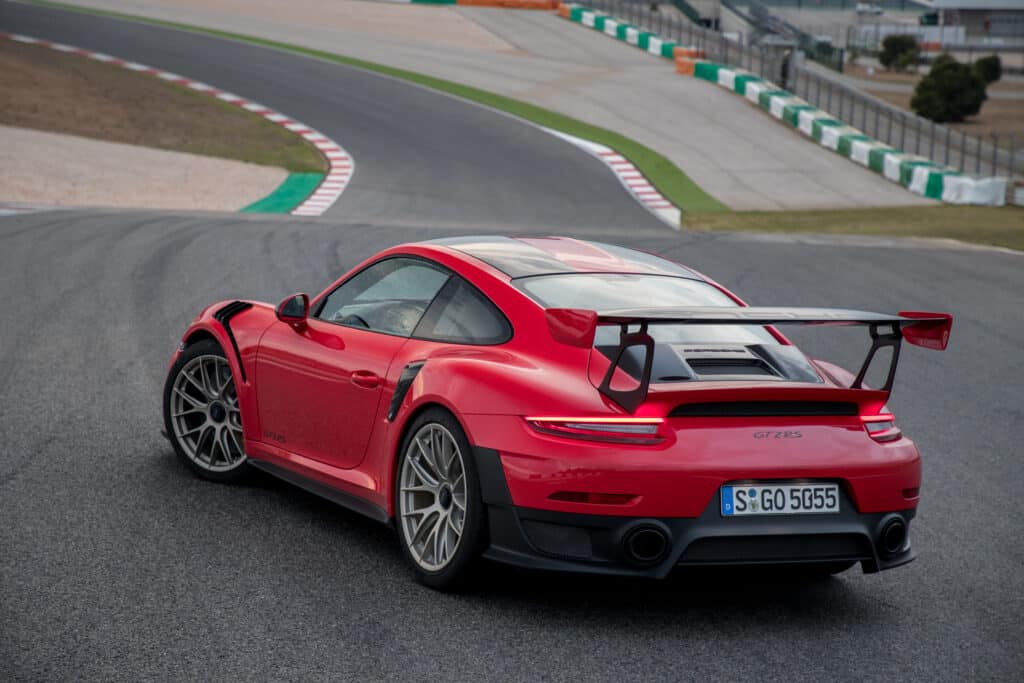 Porsche 911 991 GT2 RS Guards Red