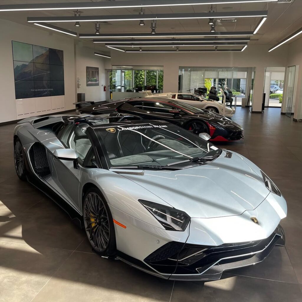 Azzuro Thetys Metallic lamborghini