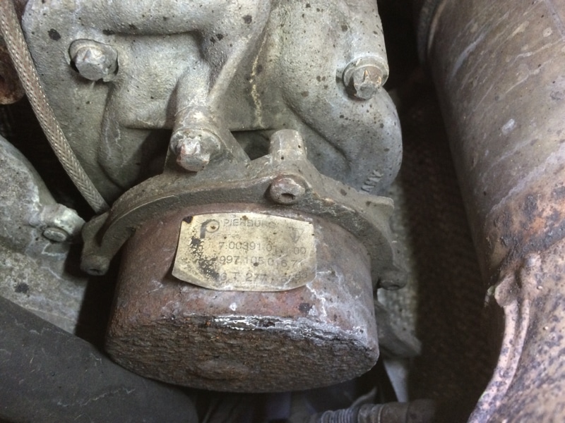 Tandem Oil Pump Porsche 997.1 Turbo cover rusty